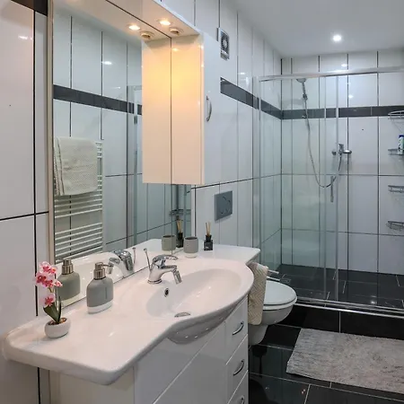 公寓 Naehe Duesseldorf Airport Messe 杜伊斯堡