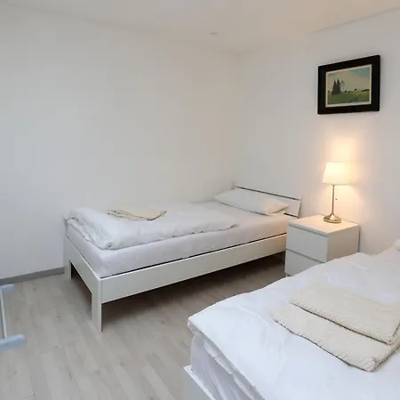 Naehe Duesseldorf Airport Messe *